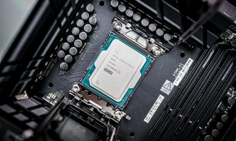 Intel Core Ultra 7 ou Core Ultra 9 : quelles sont les différences ?