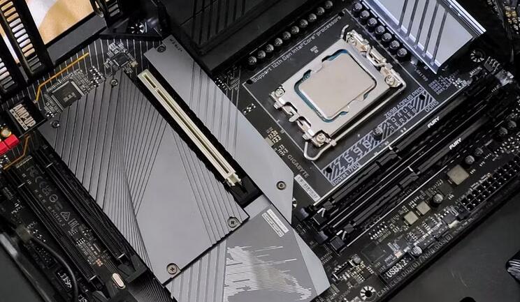 Manquer d’en-têtes pour ventilateurs et RGB